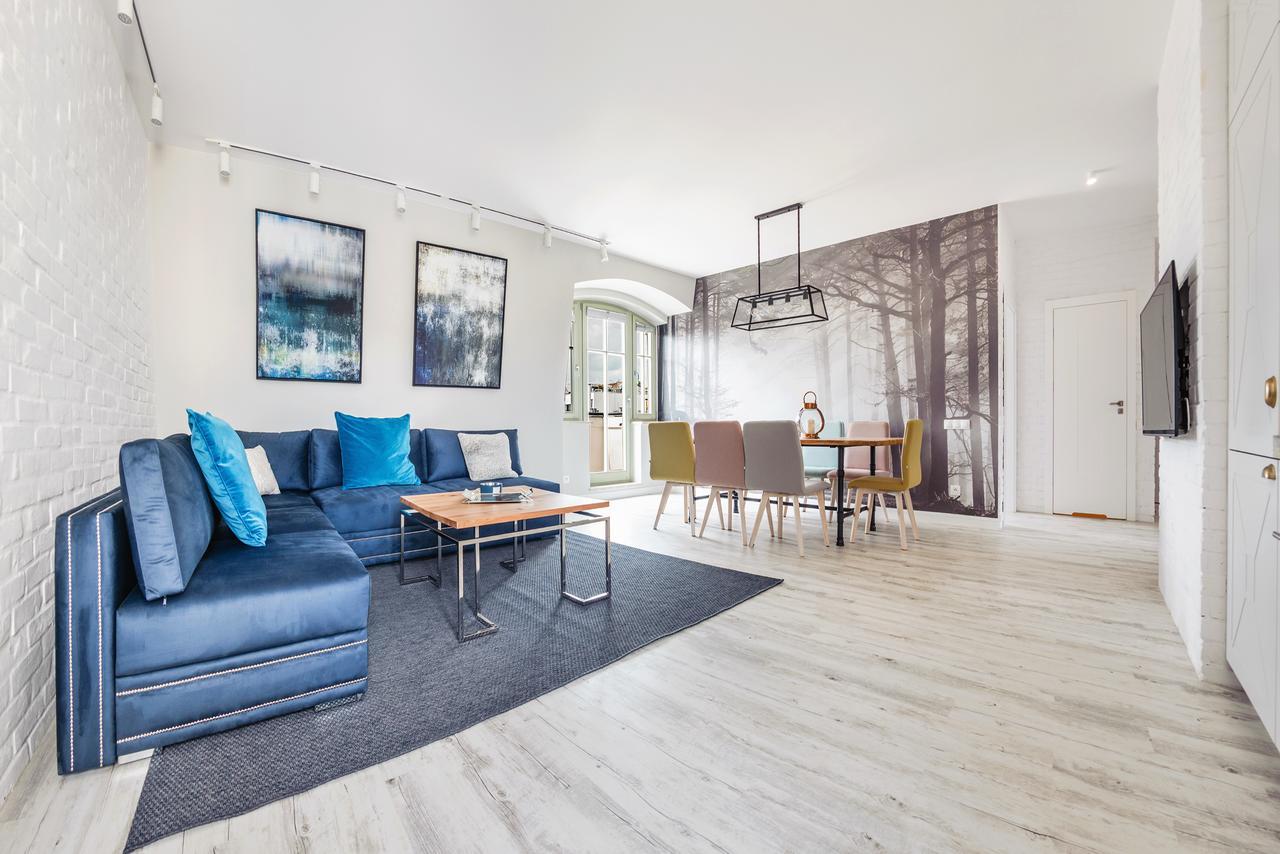 Three-Bedroom Apartment 40 or 13 Monte Cassino Street extra paid